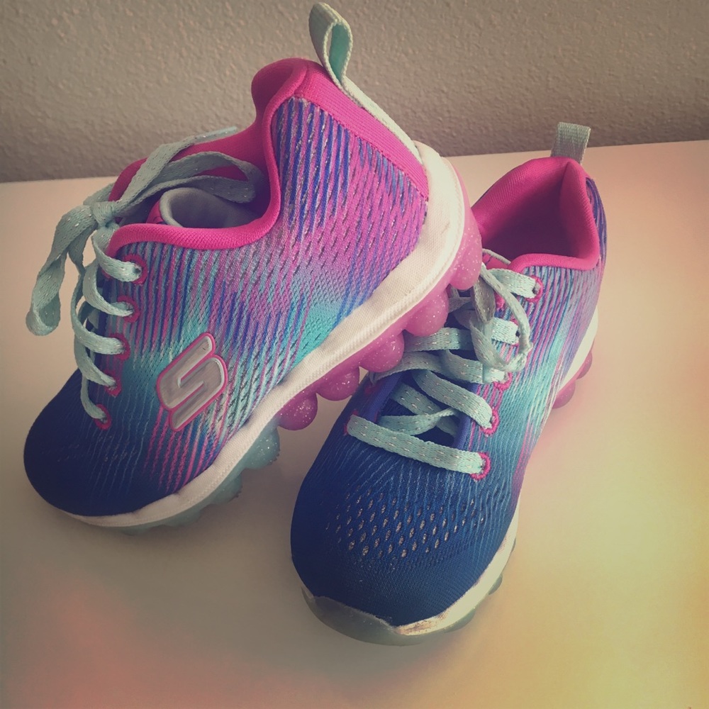 Girls sketchers shoes size 11